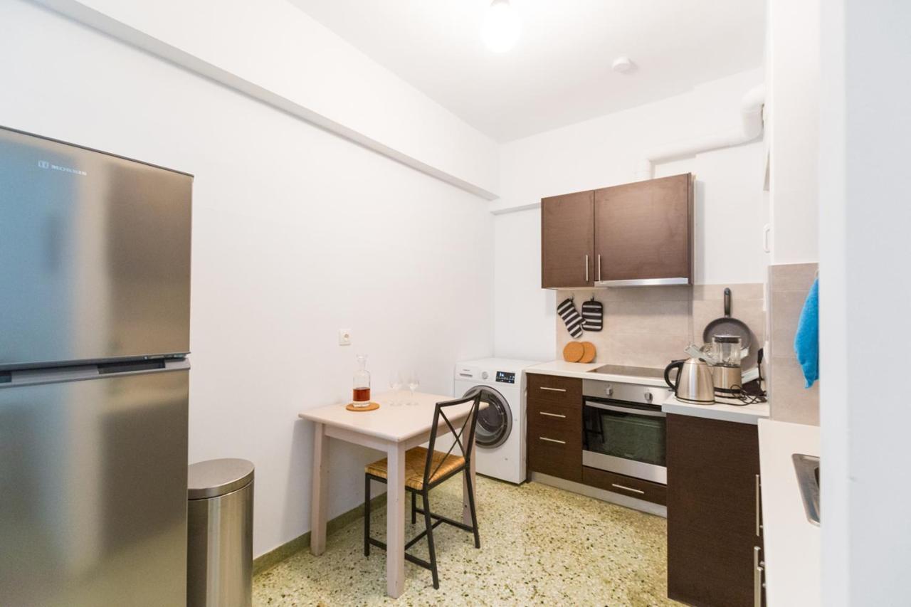 Apartment At Metaxourgio 1 Bed 2 Pers Athens Exterior photo